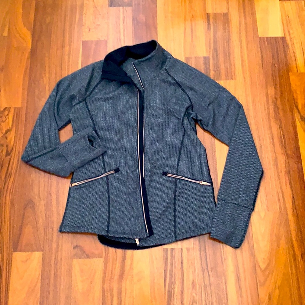 Workout sports jacket zipper front never worn